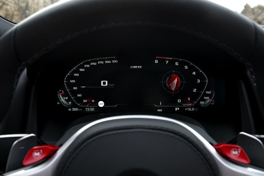 Панель приборов BMW M8 Competition Convertible (F91) 2019 года  (WW) (фото 36 из 50)
